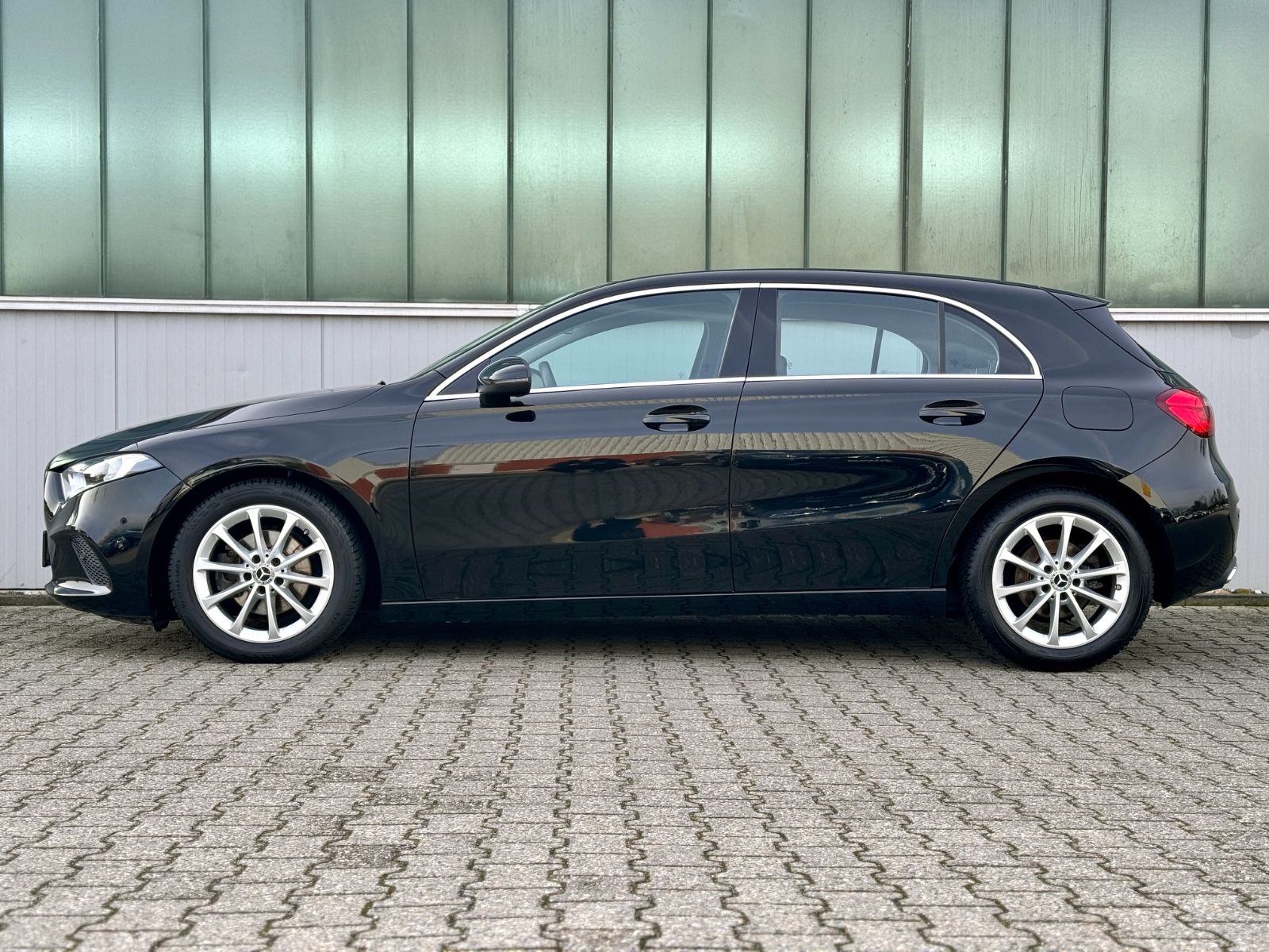 Fahrzeugabbildung Mercedes-Benz A 180 Progressive *CAM|NAVI|ASSIST*