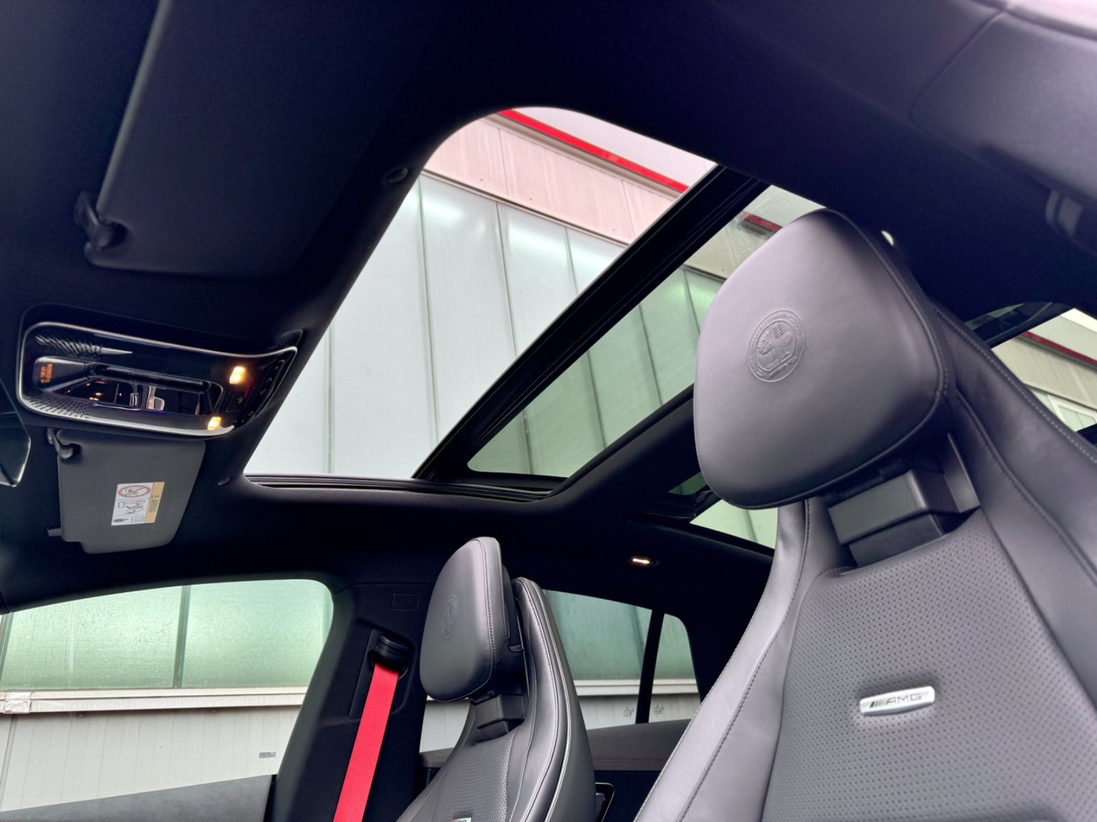 Fahrzeugabbildung Mercedes-Benz EQE AMG 53 *360°|ASSIST|PREMIUM|DYNAMIC|PANO|21*