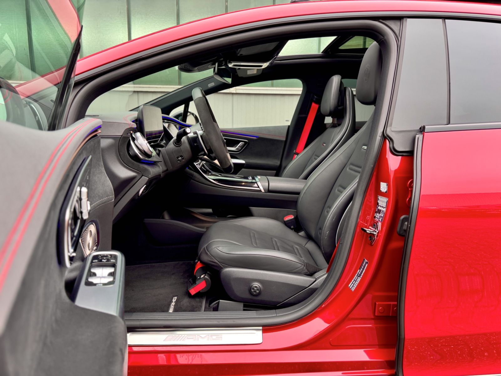 Fahrzeugabbildung Mercedes-Benz EQE AMG 53 *360°|ASSIST|PREMIUM|DYNAMIC|PANO|21*