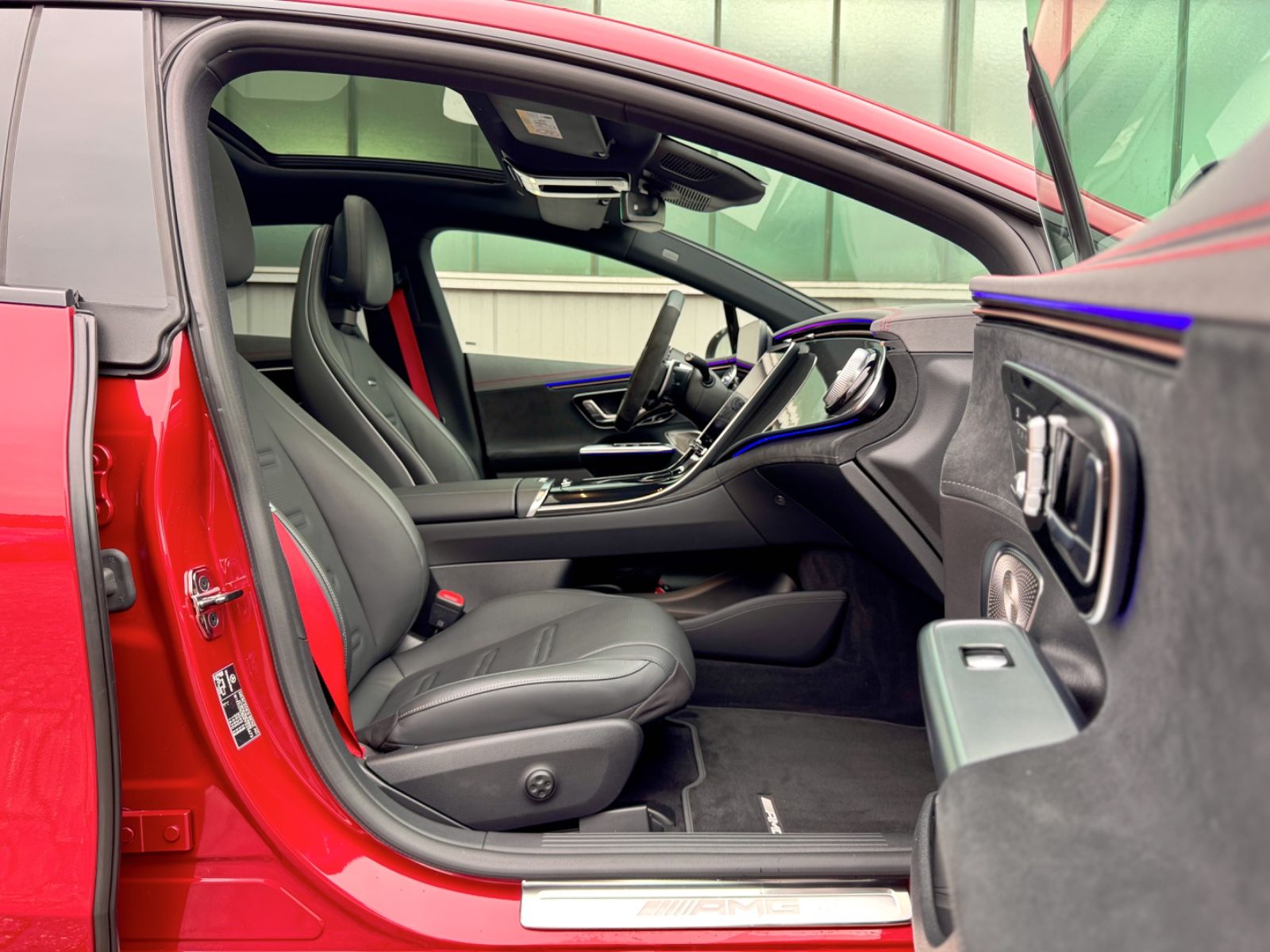 Fahrzeugabbildung Mercedes-Benz EQE AMG 53 *360°|ASSIST|PREMIUM|DYNAMIC|PANO|21*