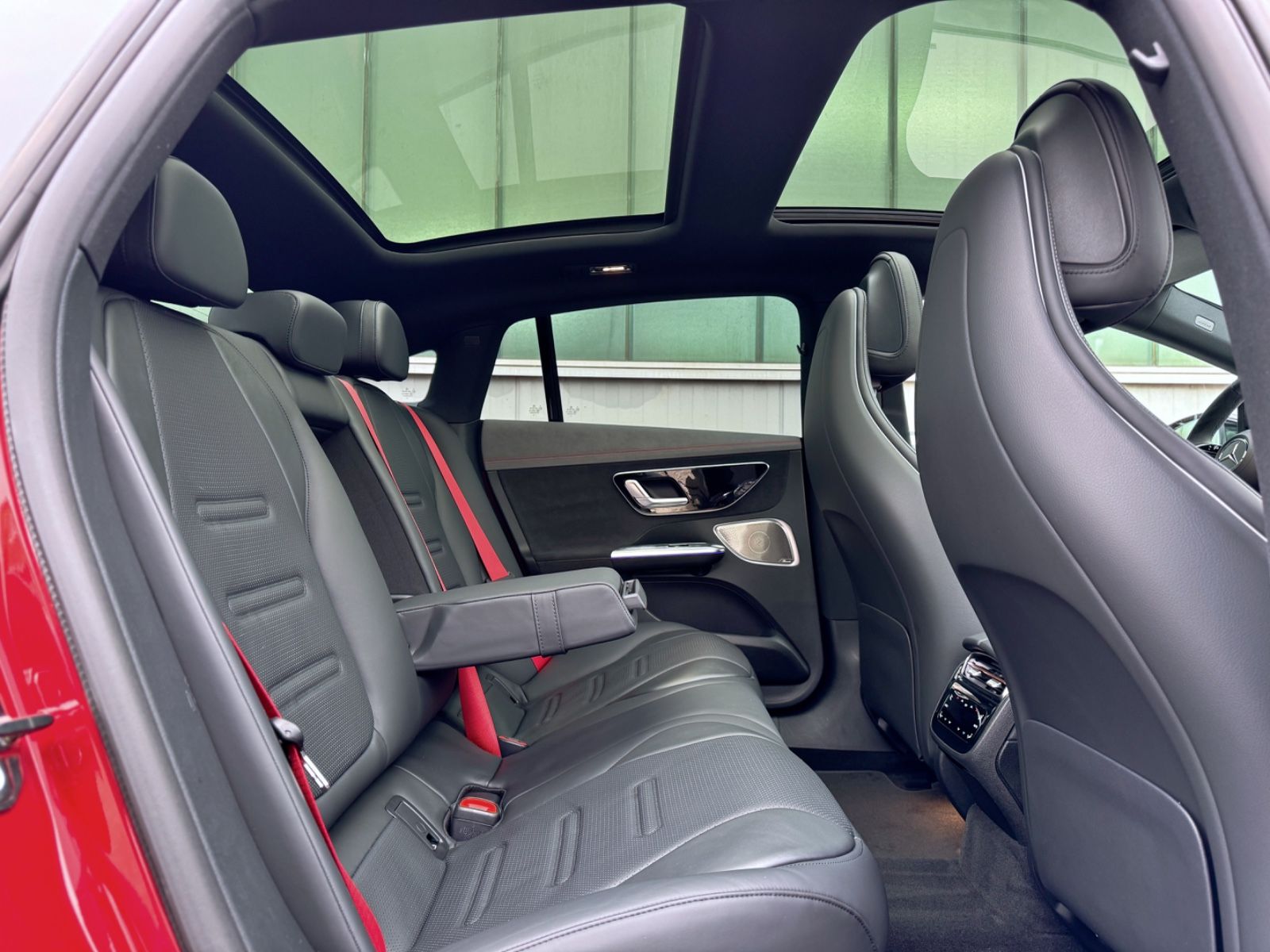 Fahrzeugabbildung Mercedes-Benz EQE AMG 53 *360°|ASSIST|PREMIUM|DYNAMIC|PANO|21*