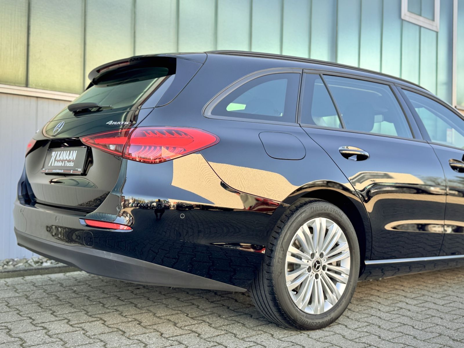 Fahrzeugabbildung Mercedes-Benz C 220 T d 4Matic *9G|NAVI|CAM|LED*