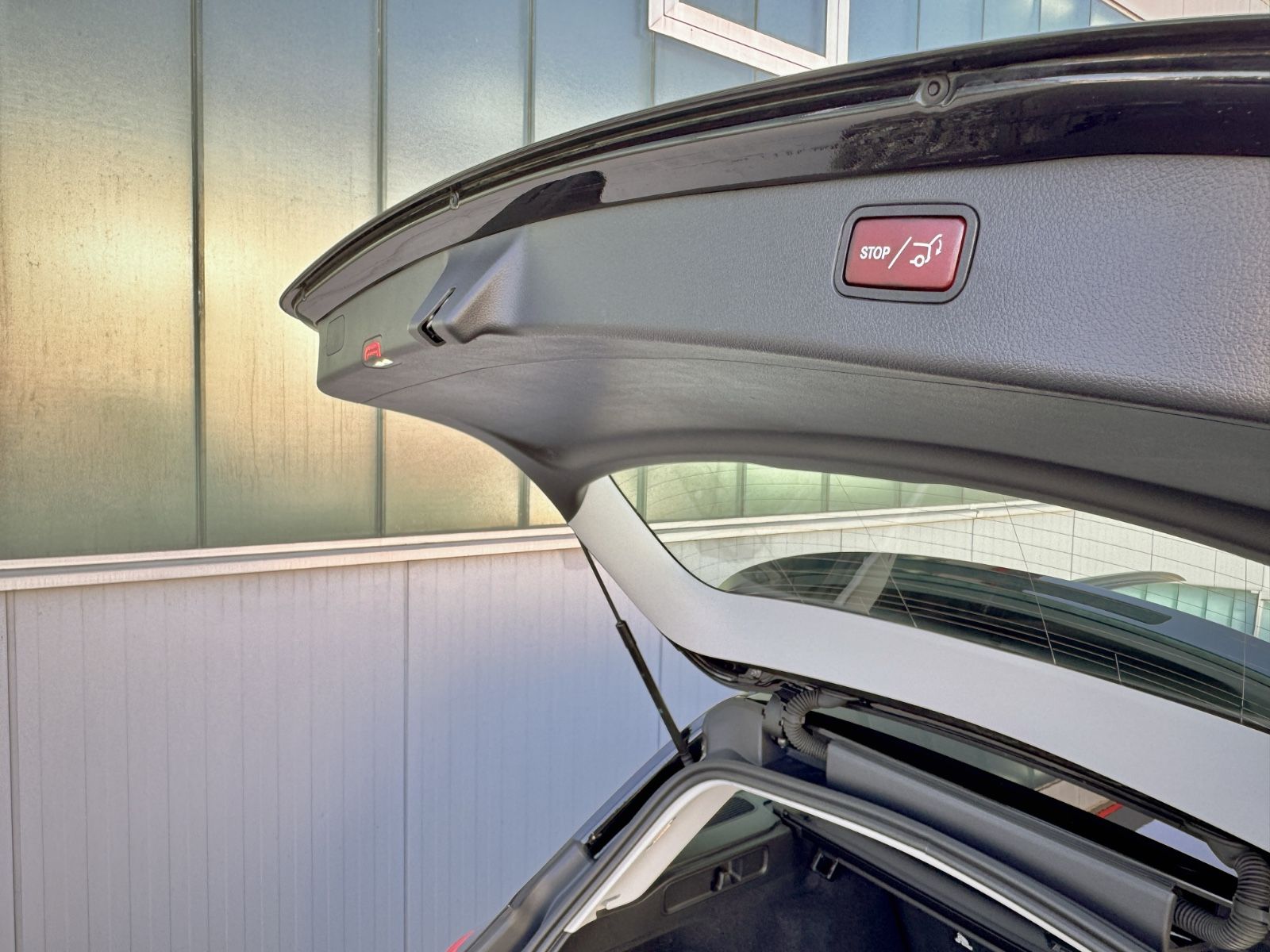 Fahrzeugabbildung Mercedes-Benz C 220 T d 4Matic *9G|NAVI|CAM|LED*