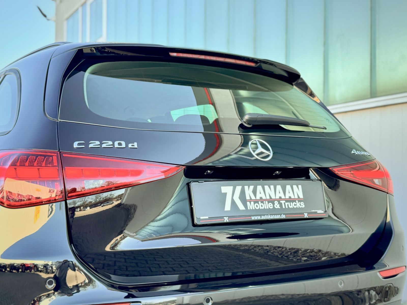 Fahrzeugabbildung Mercedes-Benz C 220 T d 4Matic *9G|NAVI|CAM|LED*