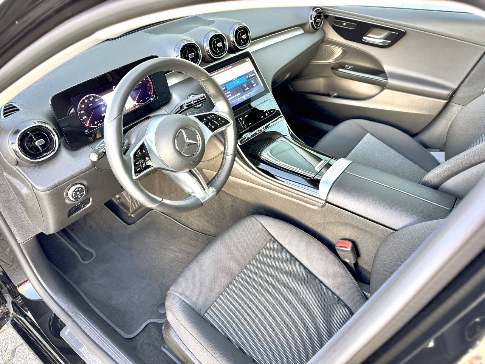 Fahrzeugabbildung Mercedes-Benz C 220 T d 4Matic *9G|NAVI|CAM|LED*