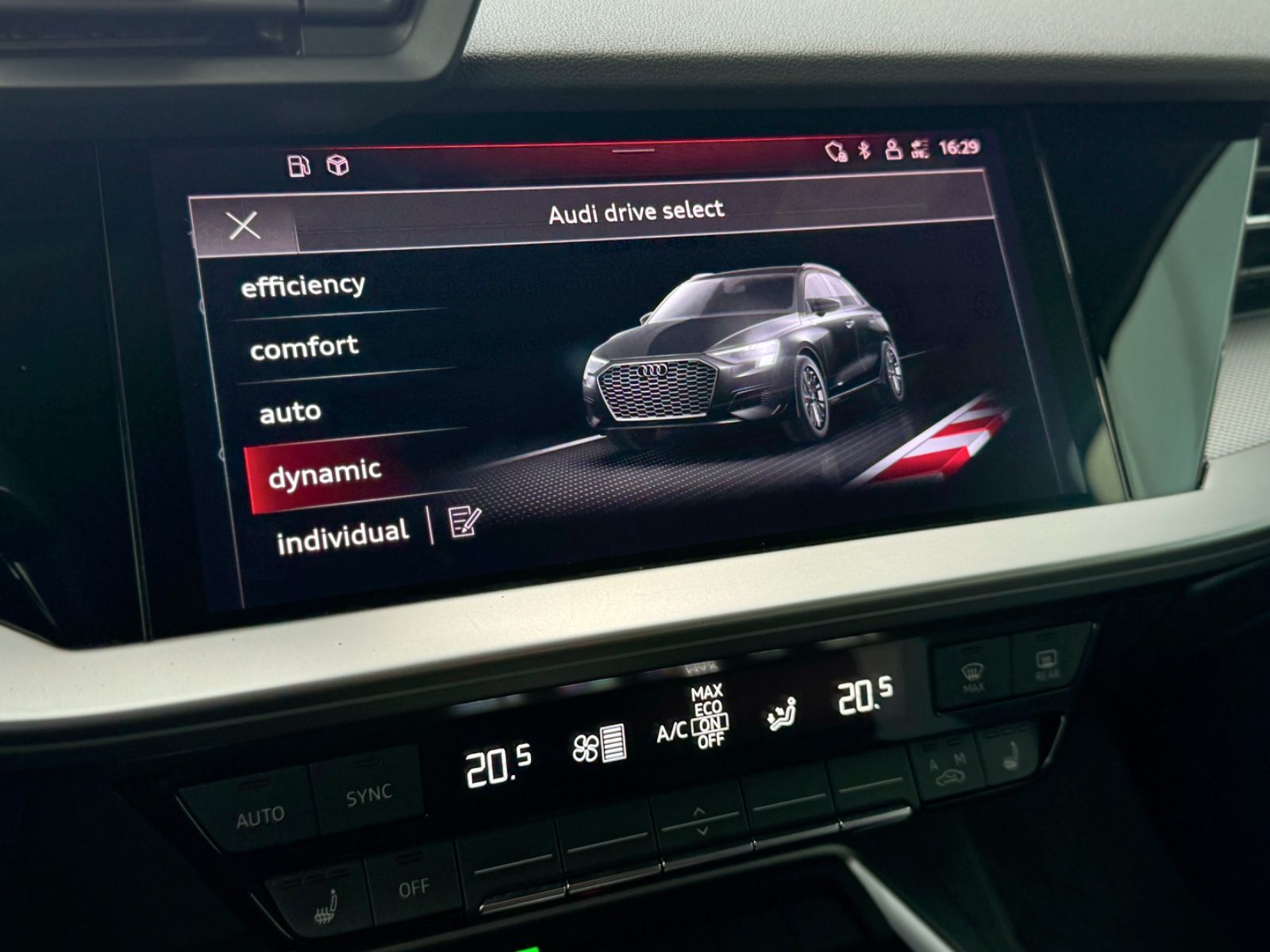 Fahrzeugabbildung Audi A3 Sportback 40 1.4TFSI e Advanced*NAVI|CARPLAY*