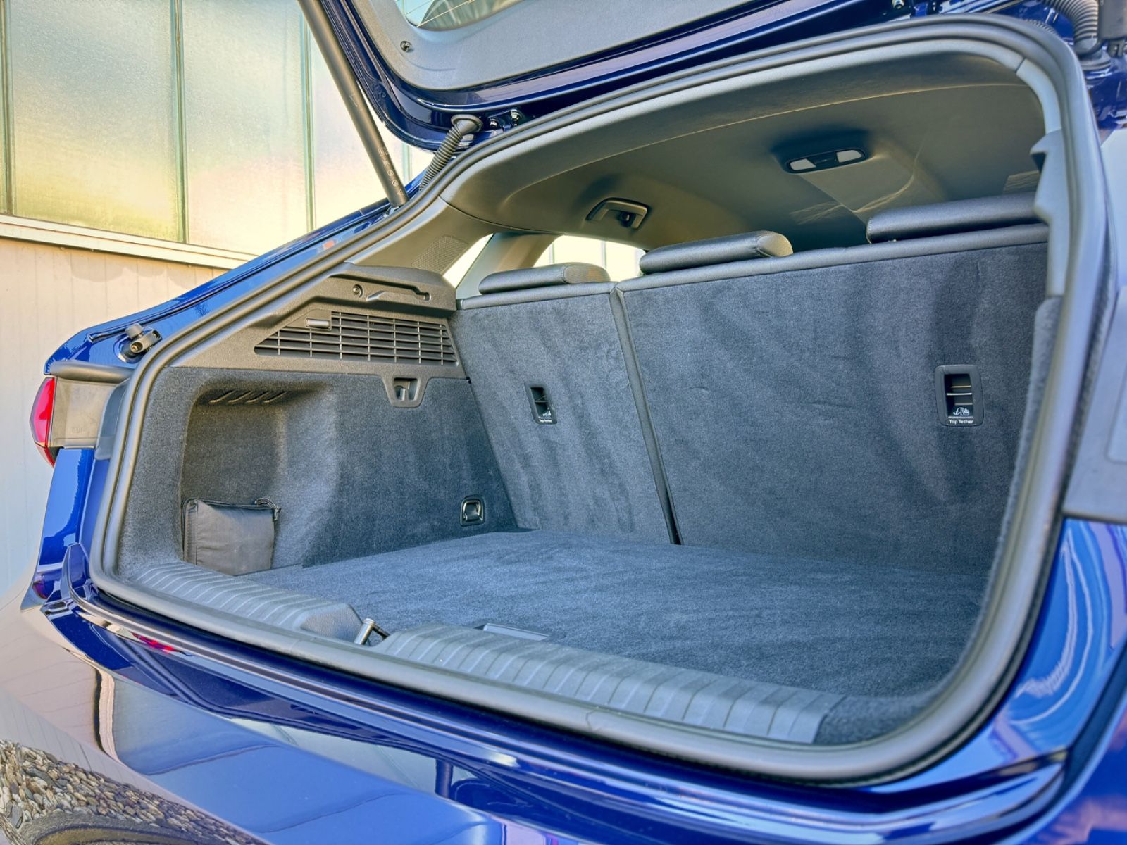 Fahrzeugabbildung Audi A3 Sportback 35 TDI Advanced *NAVI|PDC|TEL*