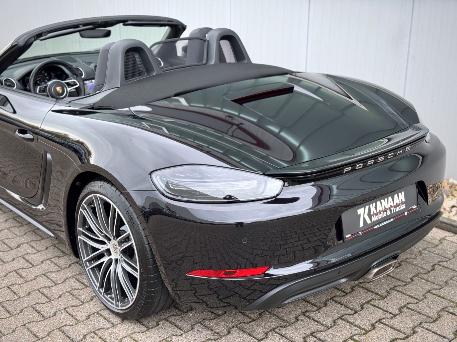 Fahrzeugabbildung Porsche Boxster 718 *BI-XENON|20"ALU|PASM|CAM|BOSE|NAVI*