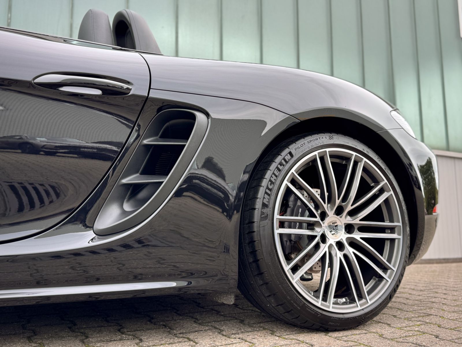 Fahrzeugabbildung Porsche Boxster 718 *BI-XENON|20"ALU|PASM|CAM|BOSE|NAVI*