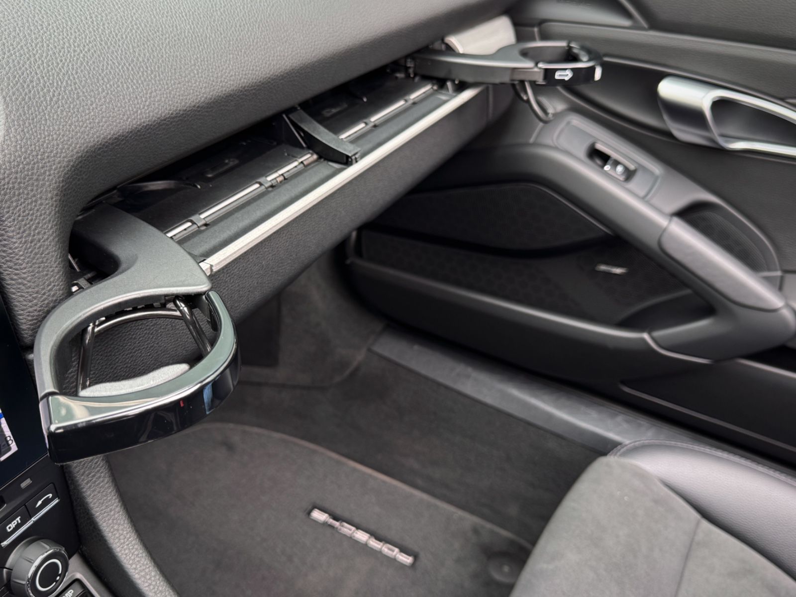 Fahrzeugabbildung Porsche Boxster 718 *BI-XENON|20"ALU|PASM|CAM|BOSE|NAVI*