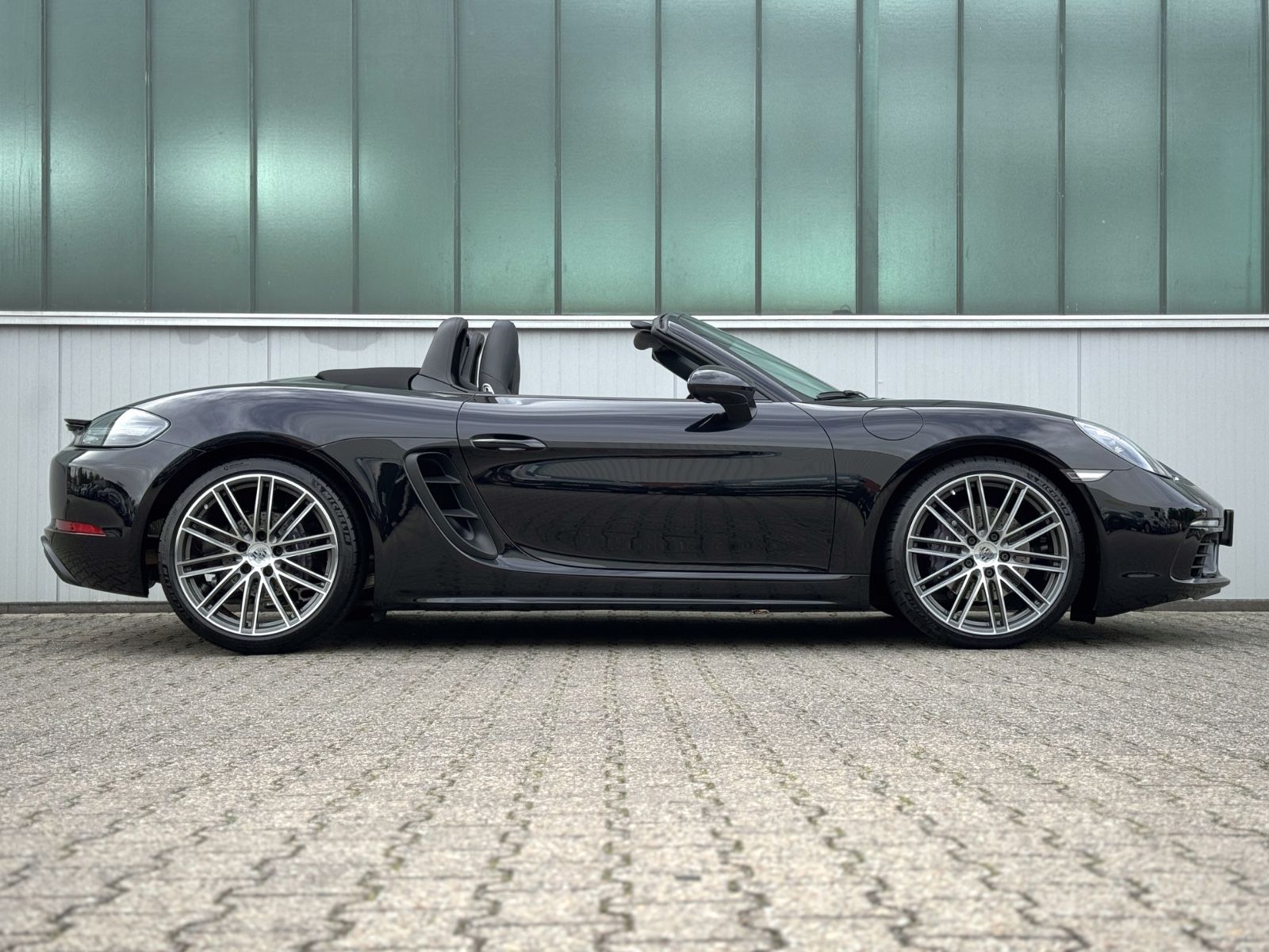 Fahrzeugabbildung Porsche Boxster 718 *BI-XENON|20"ALU|PASM|CAM|BOSE|NAVI*