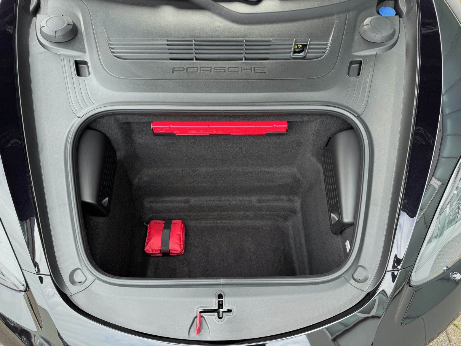 Fahrzeugabbildung Porsche Boxster 718 *BI-XENON|20"ALU|PASM|CAM|BOSE|NAVI*