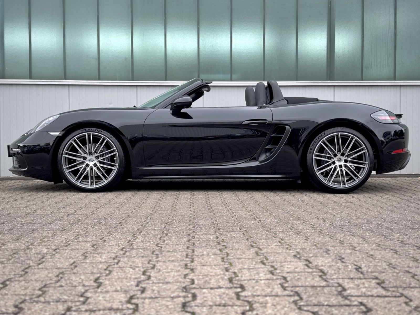 Fahrzeugabbildung Porsche Boxster 718 *BI-XENON|20"ALU|PASM|CAM|BOSE|NAVI*