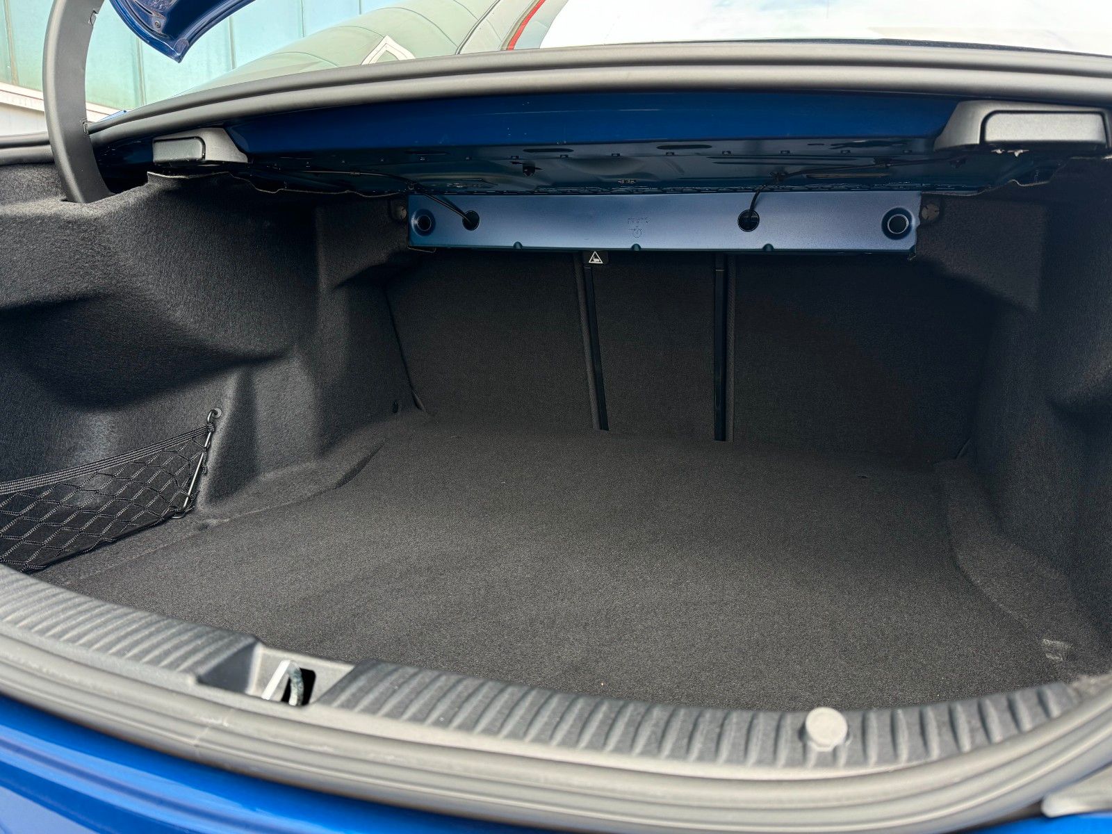 Fahrzeugabbildung Mercedes-Benz C 180 Avantgade Business*STANDHEIZUNG|NAVI|PANO*