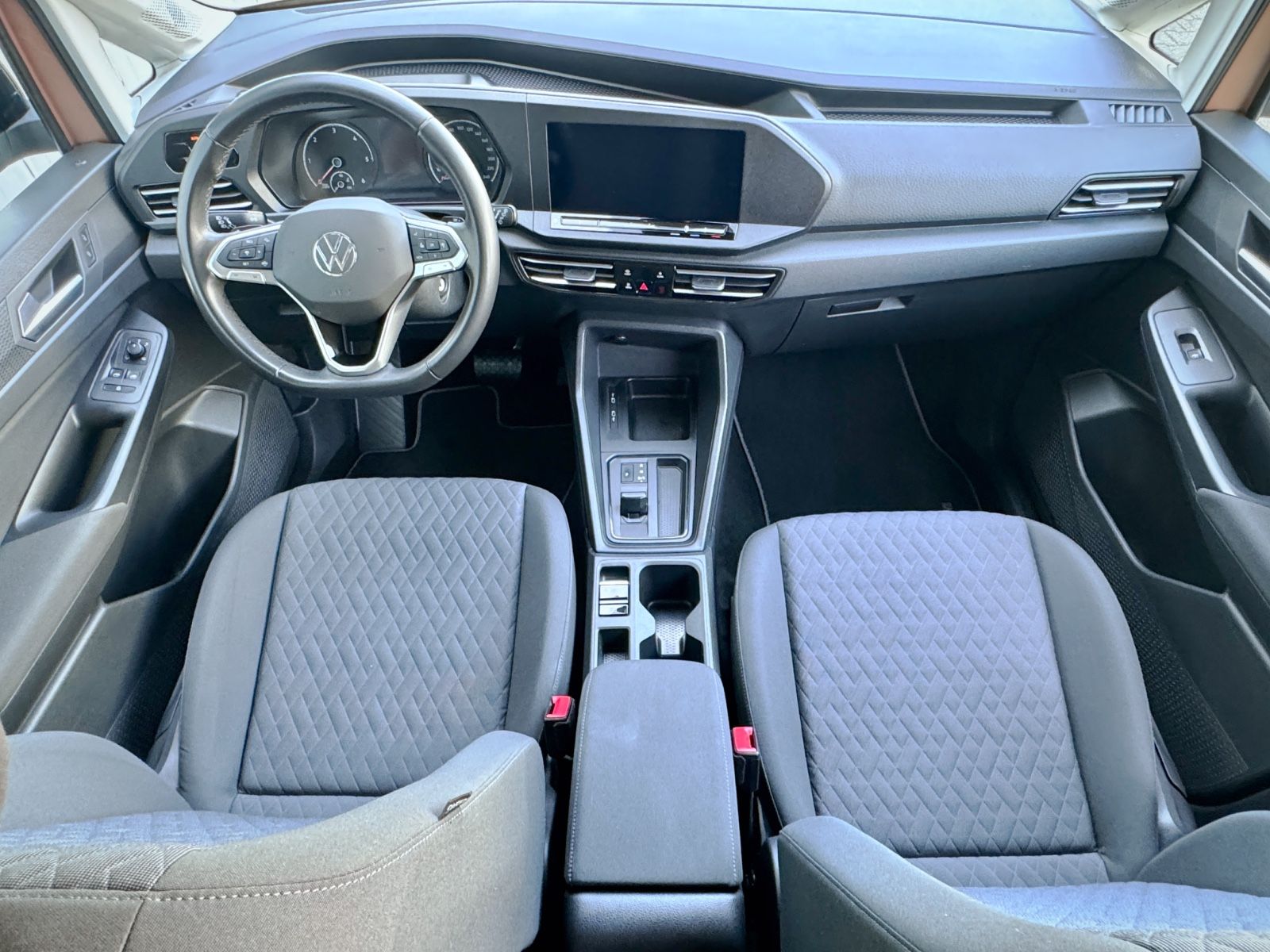 Fahrzeugabbildung Volkswagen Caddy Maxi 2.0TDI Life Maxi*7-SITZER|NAV|ACC|LED