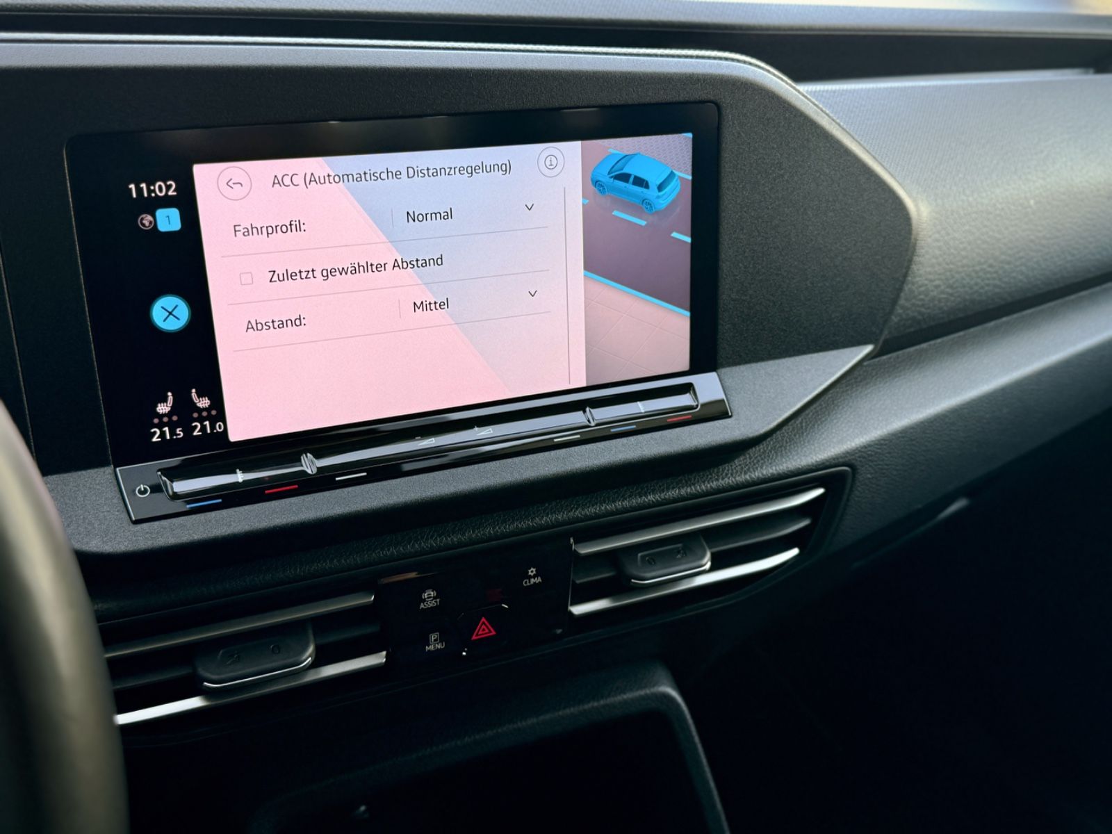 Fahrzeugabbildung Volkswagen Caddy Maxi 2.0TDI Life Maxi*7-SITZER|NAV|ACC|LED