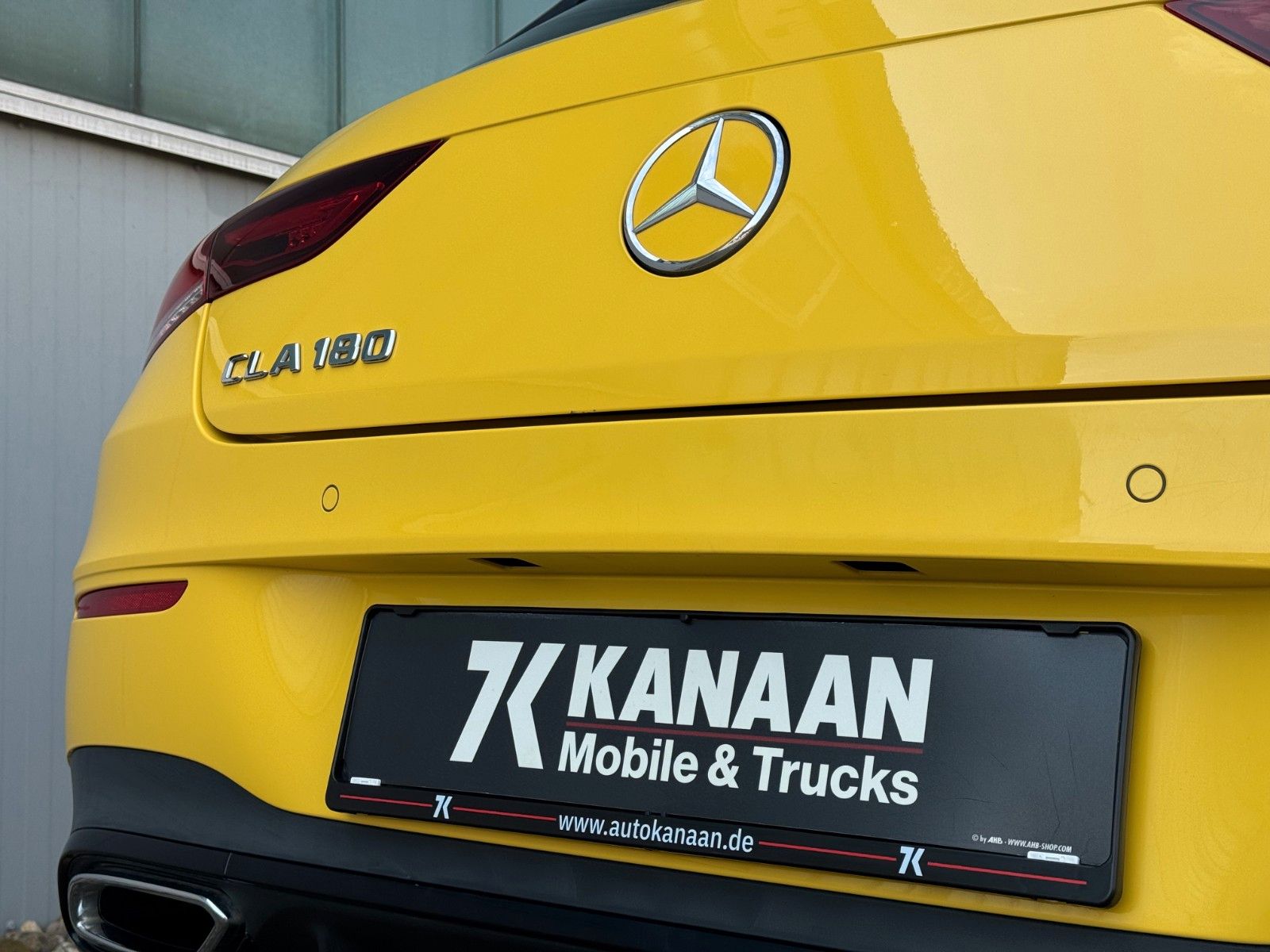 Fahrzeugabbildung Mercedes-Benz CLA 180 7G-DCT Shooting Brake AMG-LINE*LED|NAVI*