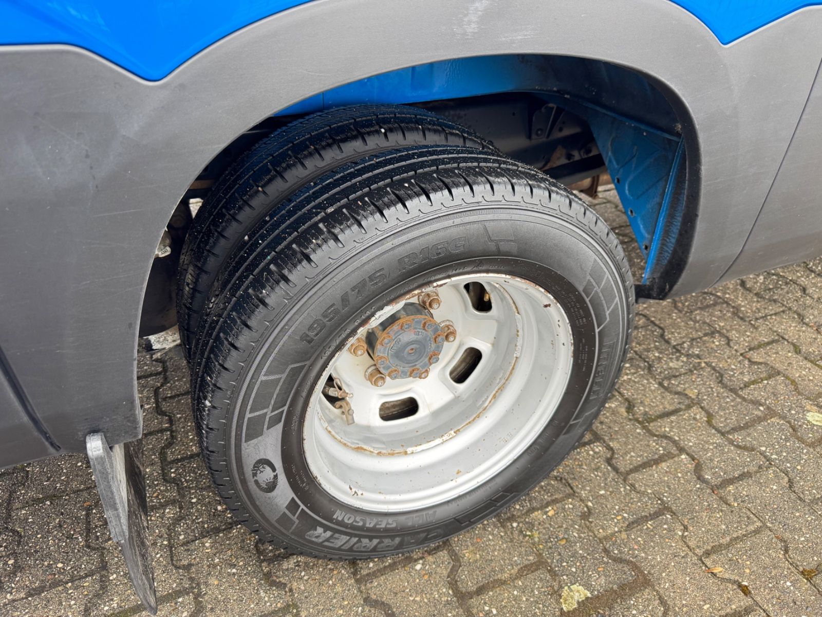 Fahrzeugabbildung Iveco Daily Kasten 50 C 170 Werkstattwagen SORTIMO