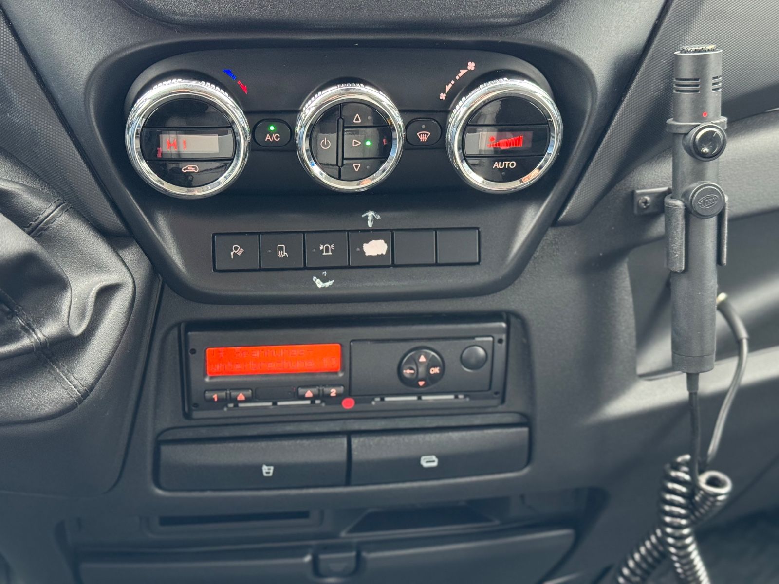 Fahrzeugabbildung Iveco Daily Kasten 50 C 170 Werkstattwagen SORTIMO