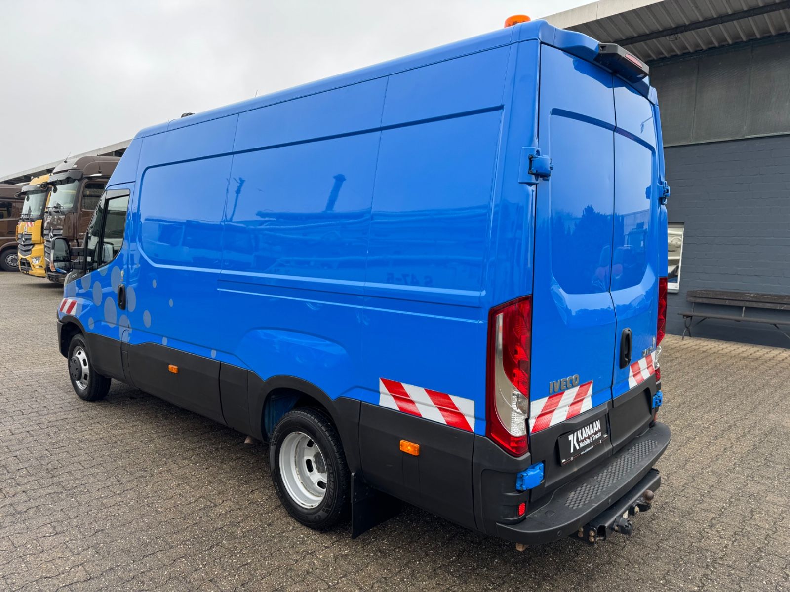 Fahrzeugabbildung Iveco Daily Kasten 50 C 170 Werkstattwagen SORTIMO