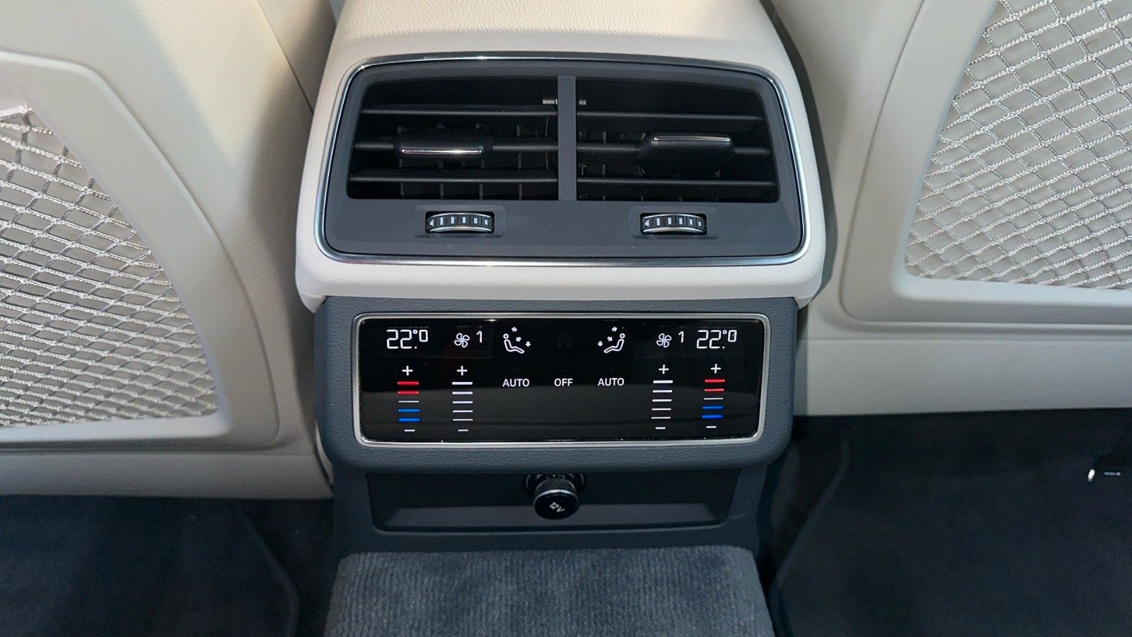 Fahrzeugabbildung Audi A7 Sportback 55 TFSI Quattro *LED|ASSIST|PANO*