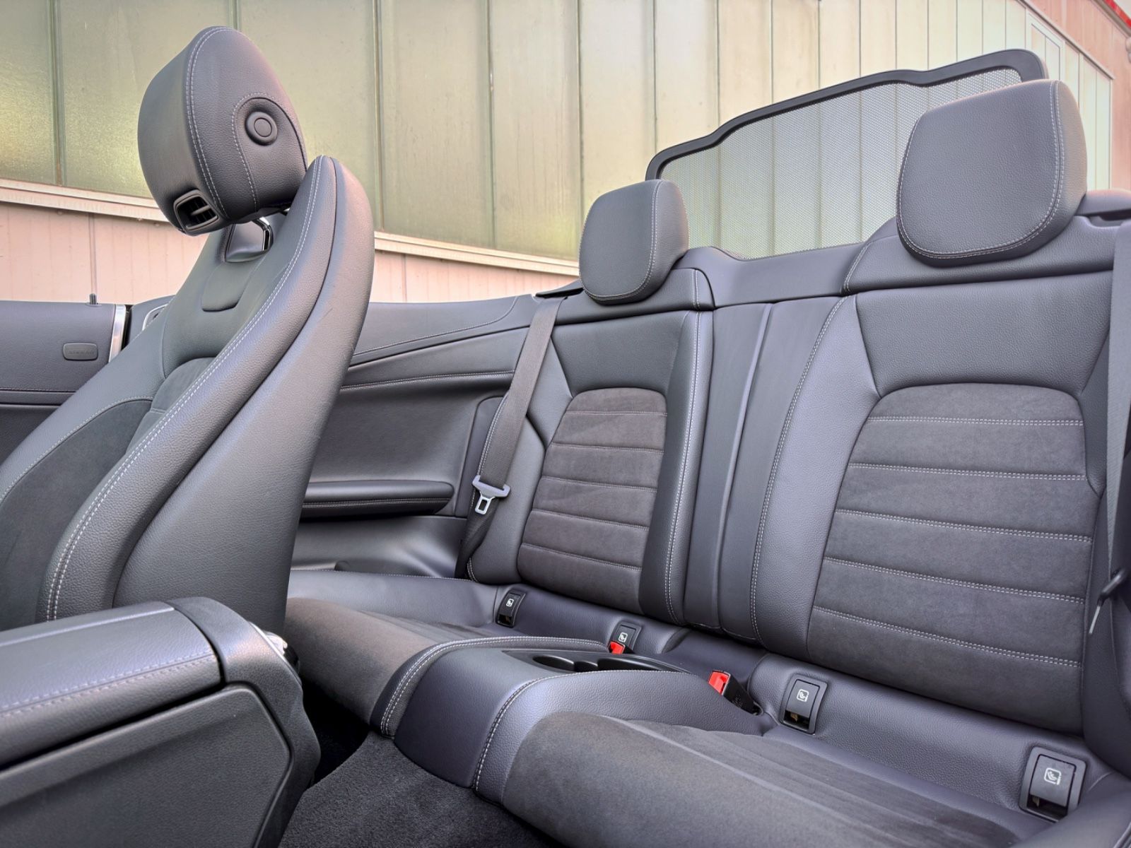 Fahrzeugabbildung Mercedes-Benz C 180 Cabriolet AMG-Line *NAV|ASSIST|CAM|AIRCAP*