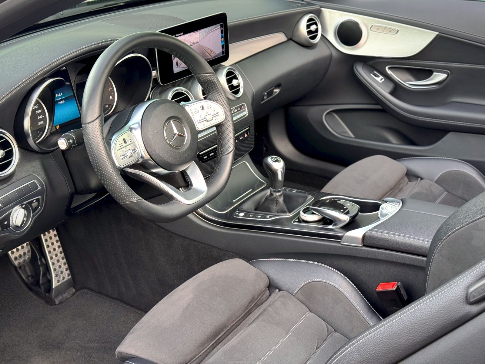 Fahrzeugabbildung Mercedes-Benz C 180 Cabriolet AMG-Line *NAV|ASSIST|CAM|AIRCAP*