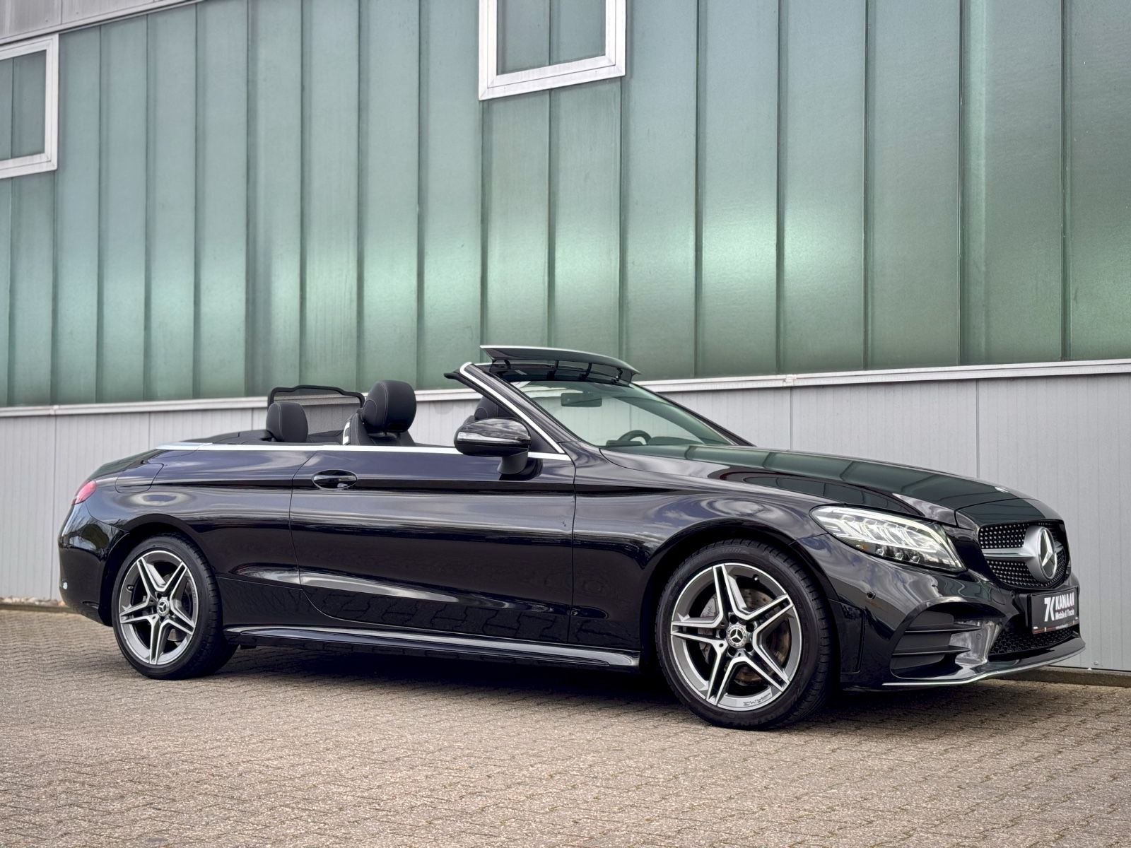 Fahrzeugabbildung Mercedes-Benz C 180 Cabriolet AMG-Line *NAV|ASSIST|CAM|AIRCAP*