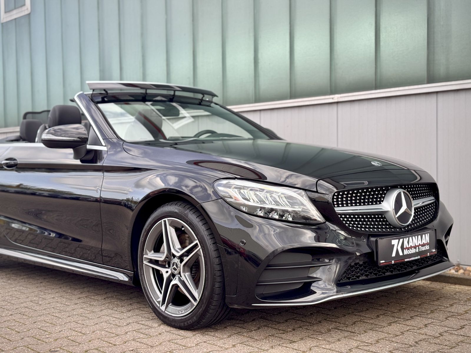 Fahrzeugabbildung Mercedes-Benz C 180 Cabriolet AMG-Line *NAV|ASSIST|CAM|AIRCAP*