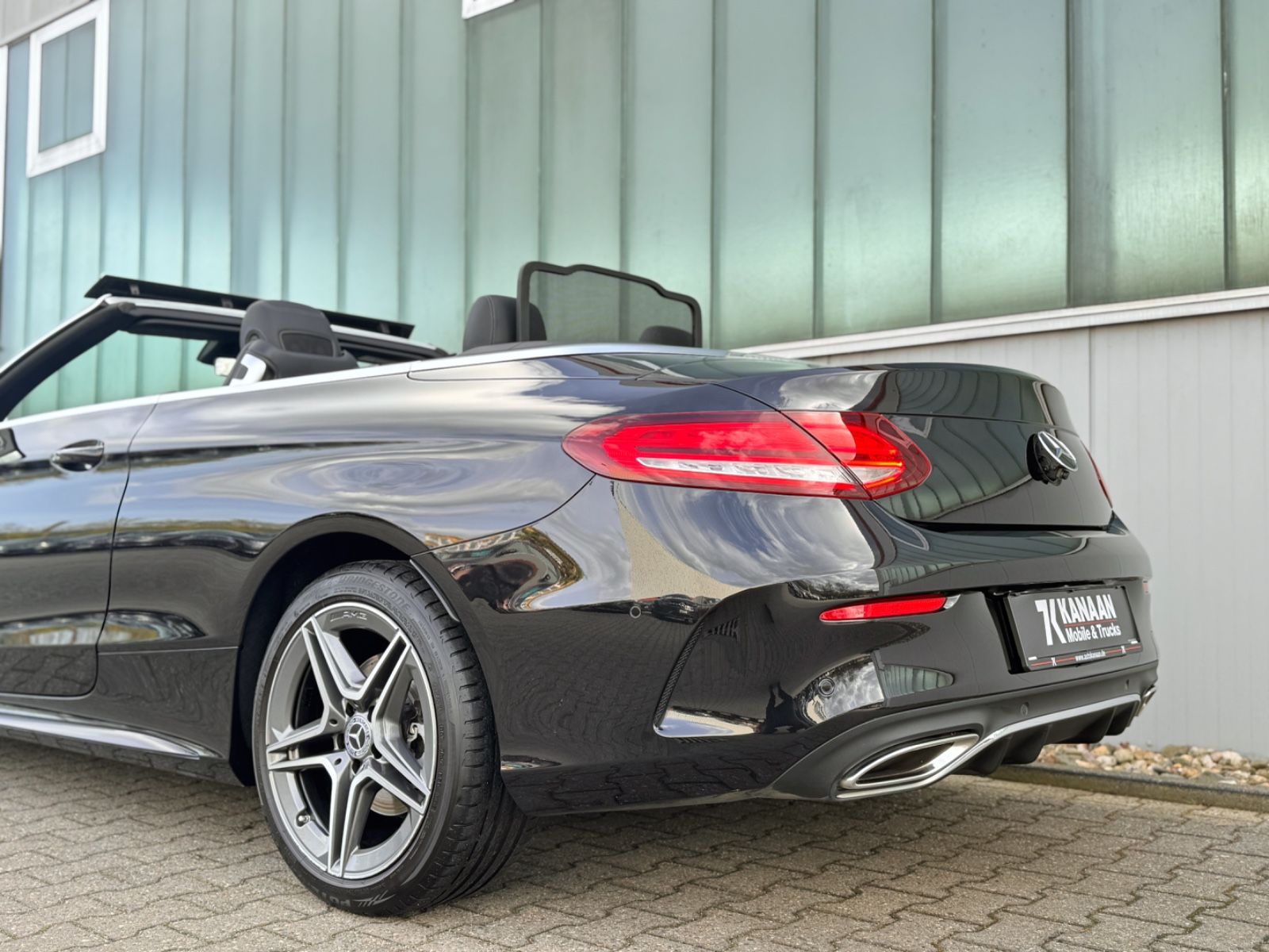 Fahrzeugabbildung Mercedes-Benz C 180 Cabriolet AMG-Line *NAV|ASSIST|CAM|AIRCAP*