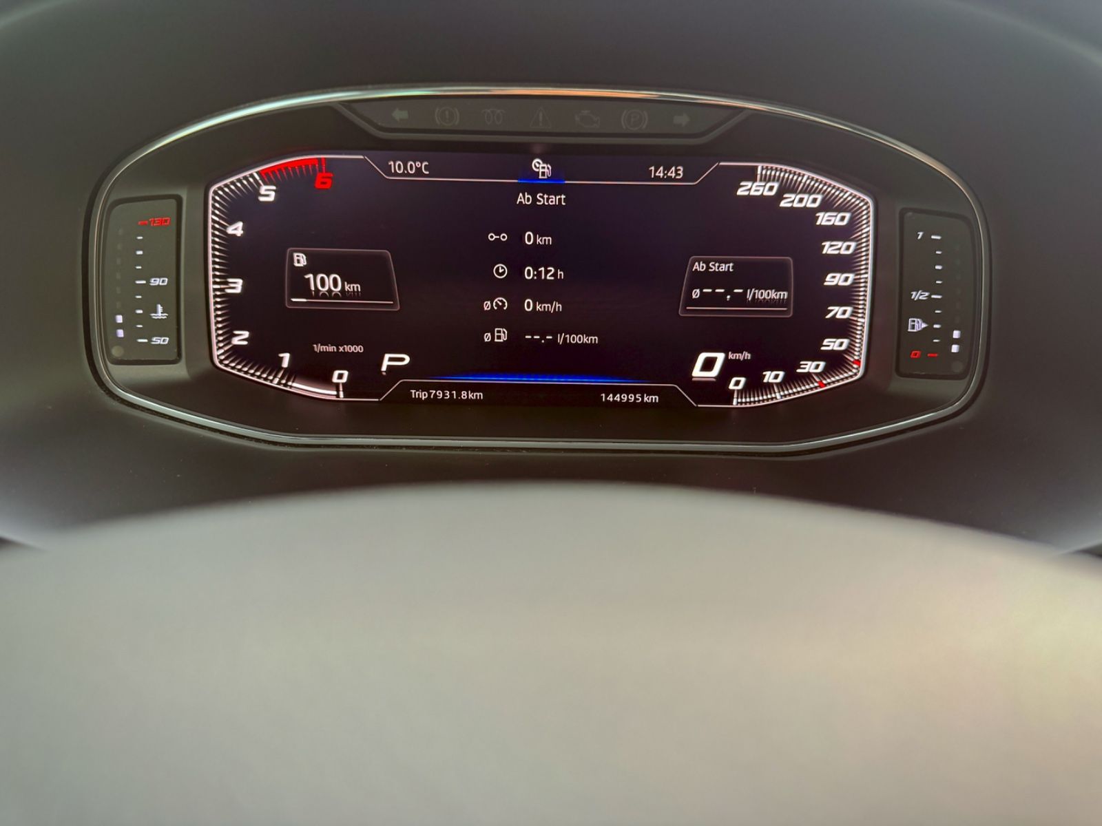Fahrzeugabbildung SEAT Leon 2.0 TDI ST FR *NAVI|CARPLAY|LED*