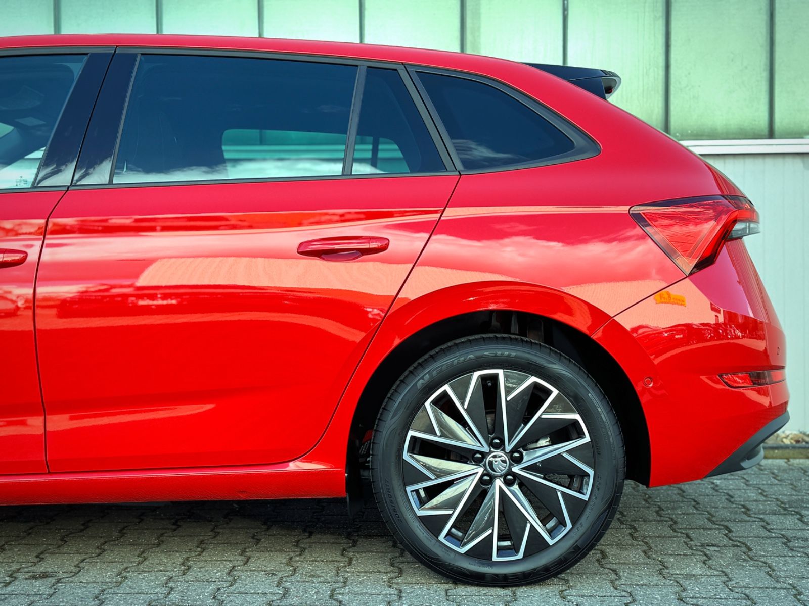 Fahrzeugabbildung SKODA Scala 1.5 Style*PANO|NAV|CAM|LED|SPORT|AMBIENTE*