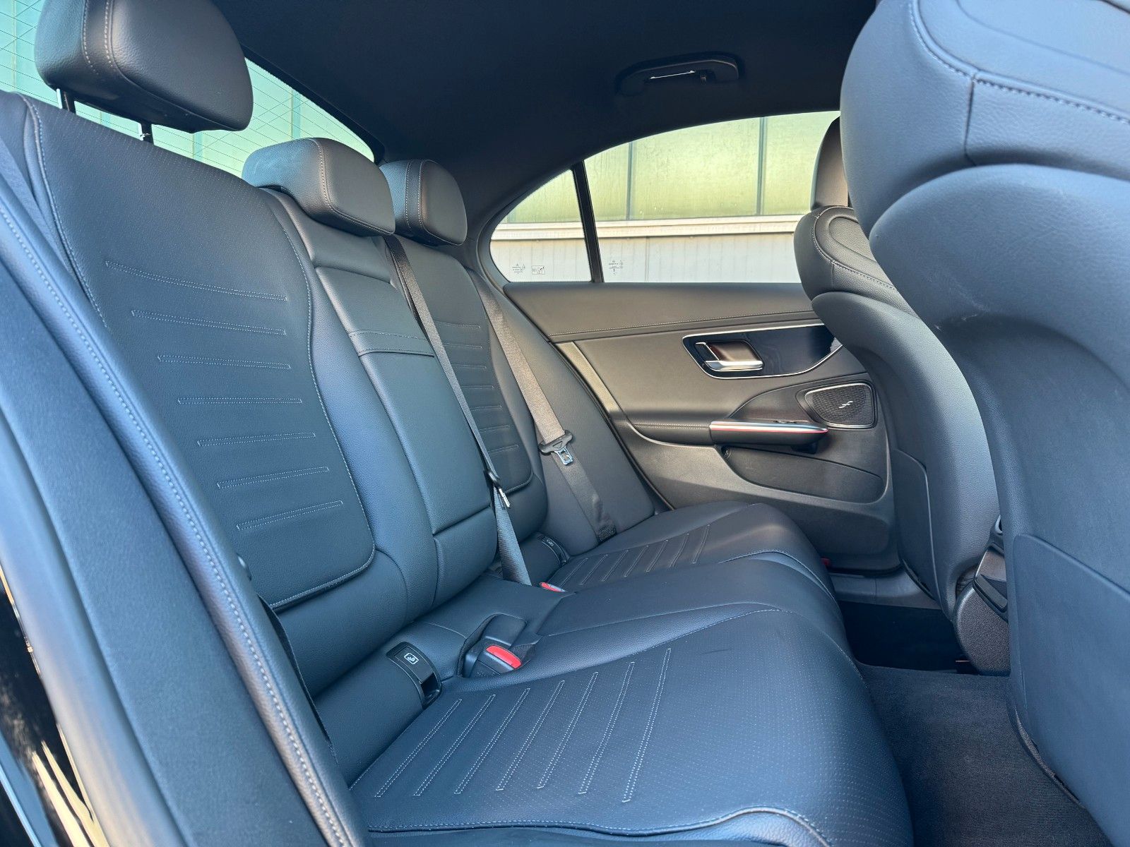 Fahrzeugabbildung Mercedes-Benz C 300e AMG-Line *9G|NIGHT|CAM|ASSIST*