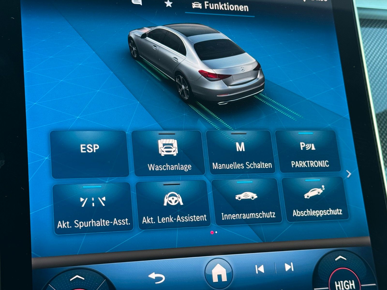 Fahrzeugabbildung Mercedes-Benz C 300e AMG-Line *9G|NIGHT|CAM|ASSIST*