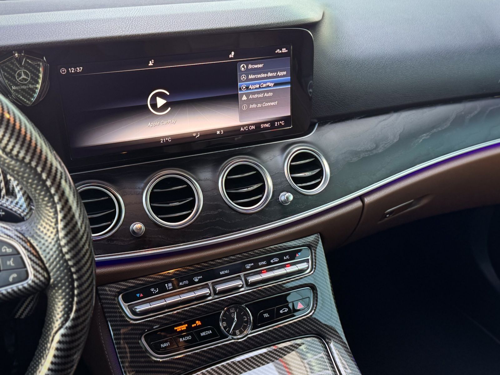 Fahrzeugabbildung Mercedes-Benz E 220Td Avantgarde *HEAD-UP|CAM|AHK|LED*