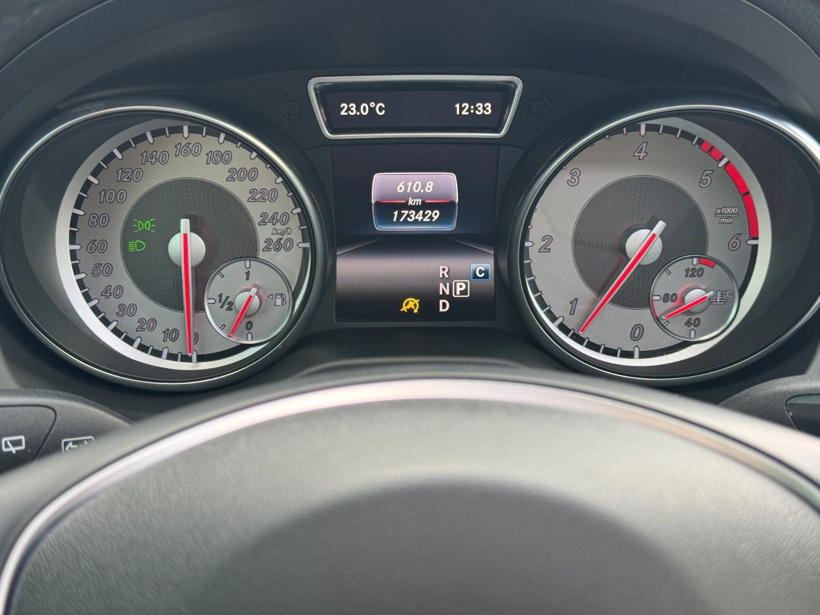 Fahrzeugabbildung Mercedes-Benz GLA 200 CDI / d Urban *PANORAMA|CAM|XENON*