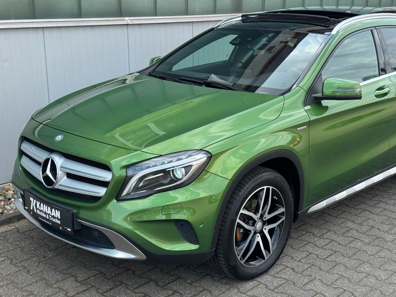 Fahrzeugabbildung Mercedes-Benz GLA 200 CDI / d Urban *PANORAMA|CAM|XENON*