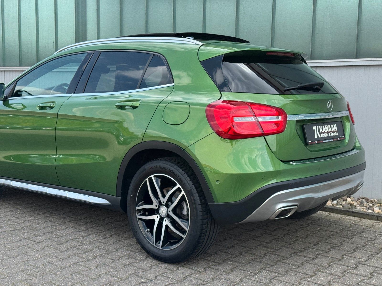 Fahrzeugabbildung Mercedes-Benz GLA 200 CDI / d Urban *PANORAMA|CAM|XENON*
