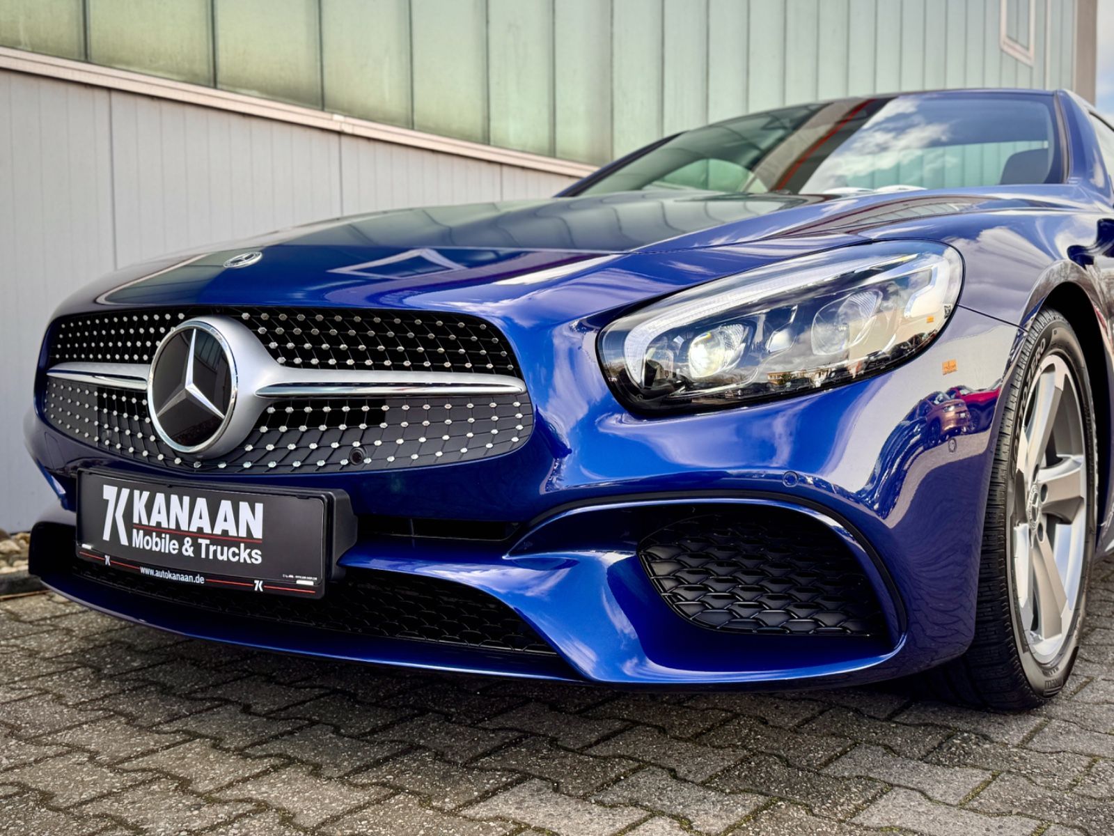 Fahrzeugabbildung Mercedes-Benz SL 400 9G Roadster *1.HAND|AMG|ASSIST|NAVI|CAM*