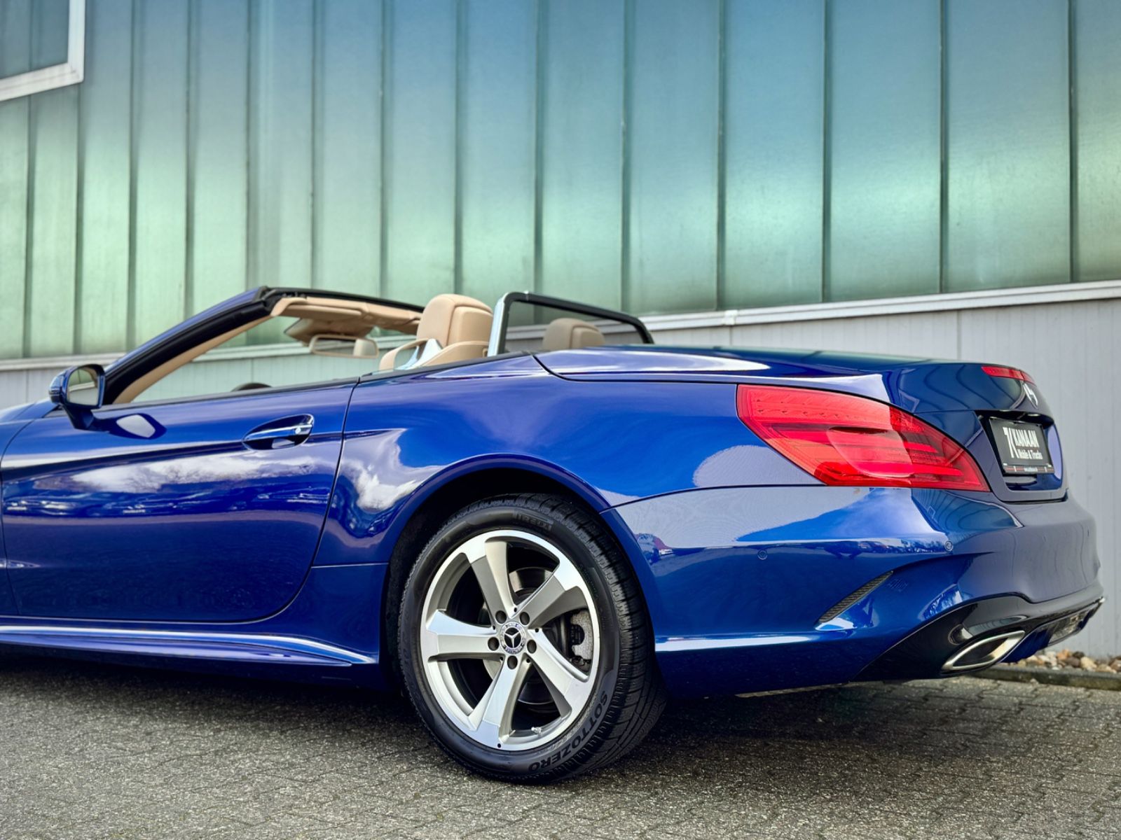 Fahrzeugabbildung Mercedes-Benz SL 400 9G Roadster *1.HAND|AMG|ASSIST|NAVI|CAM*