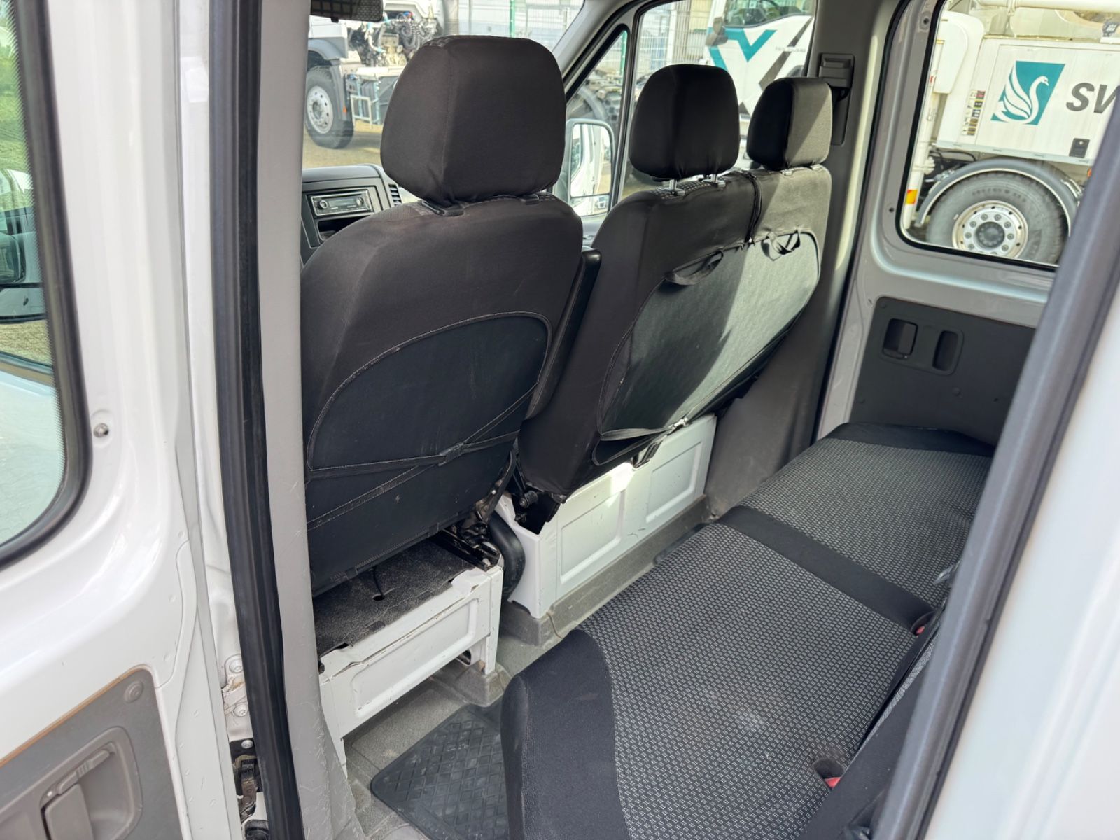 Fahrzeugabbildung Mercedes-Benz 316 CDI Sprinter Pritsche+Plane DoKa 7-Sitzer