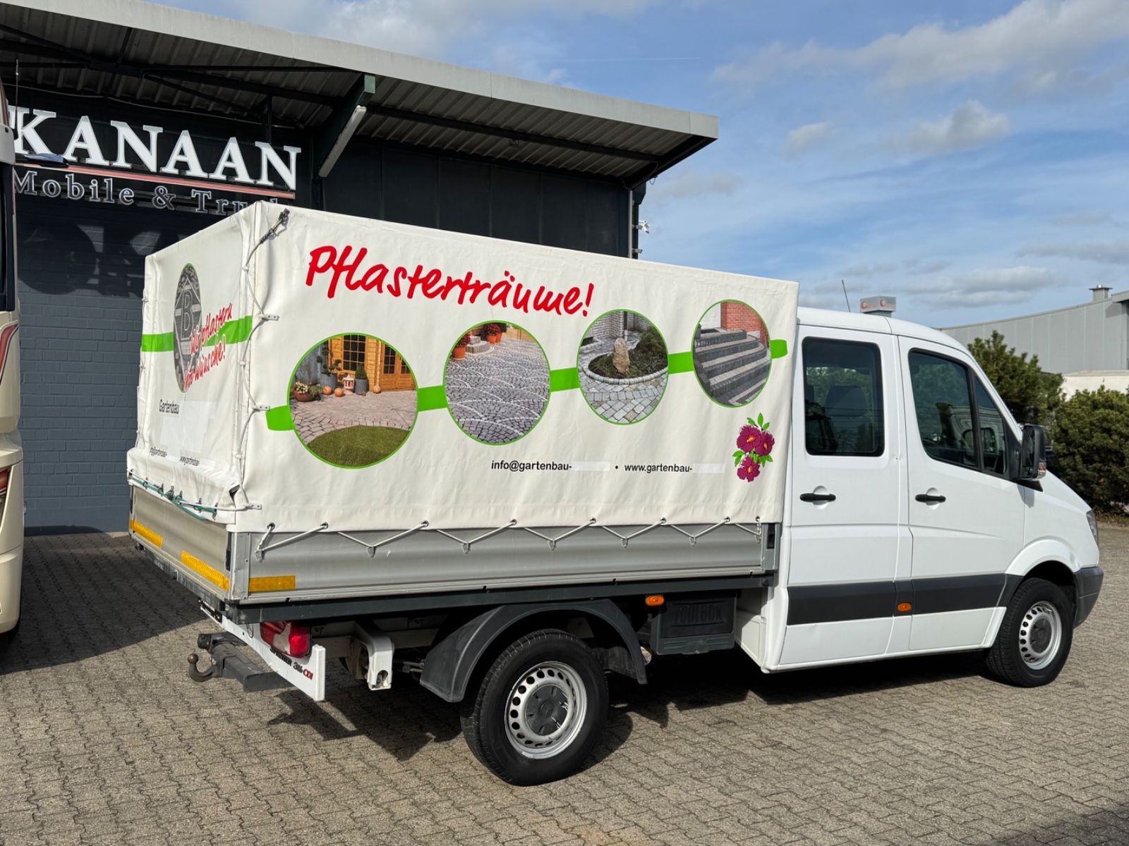 Fahrzeugabbildung Mercedes-Benz 316 CDI Sprinter Pritsche+Plane DoKa 7-Sitzer