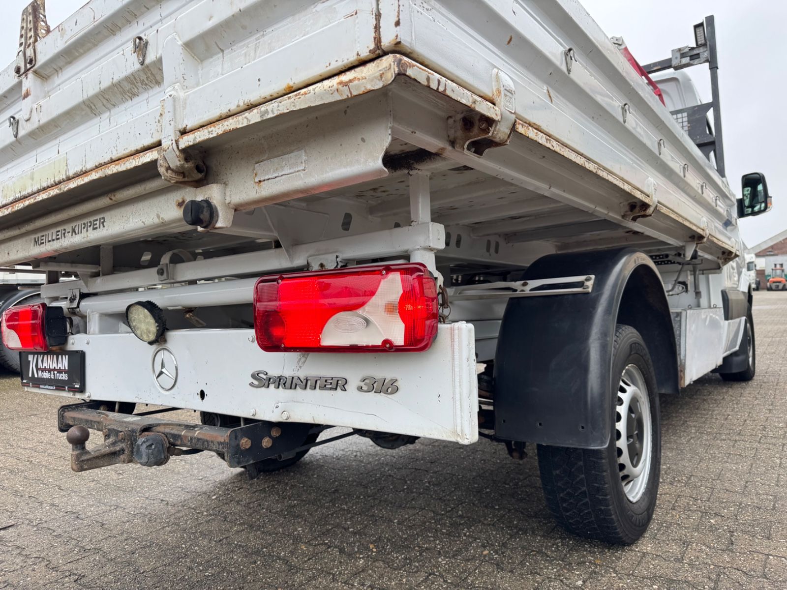 Fahrzeugabbildung Mercedes-Benz Sprinter II 316 CDI Meiller Kipper Kran
