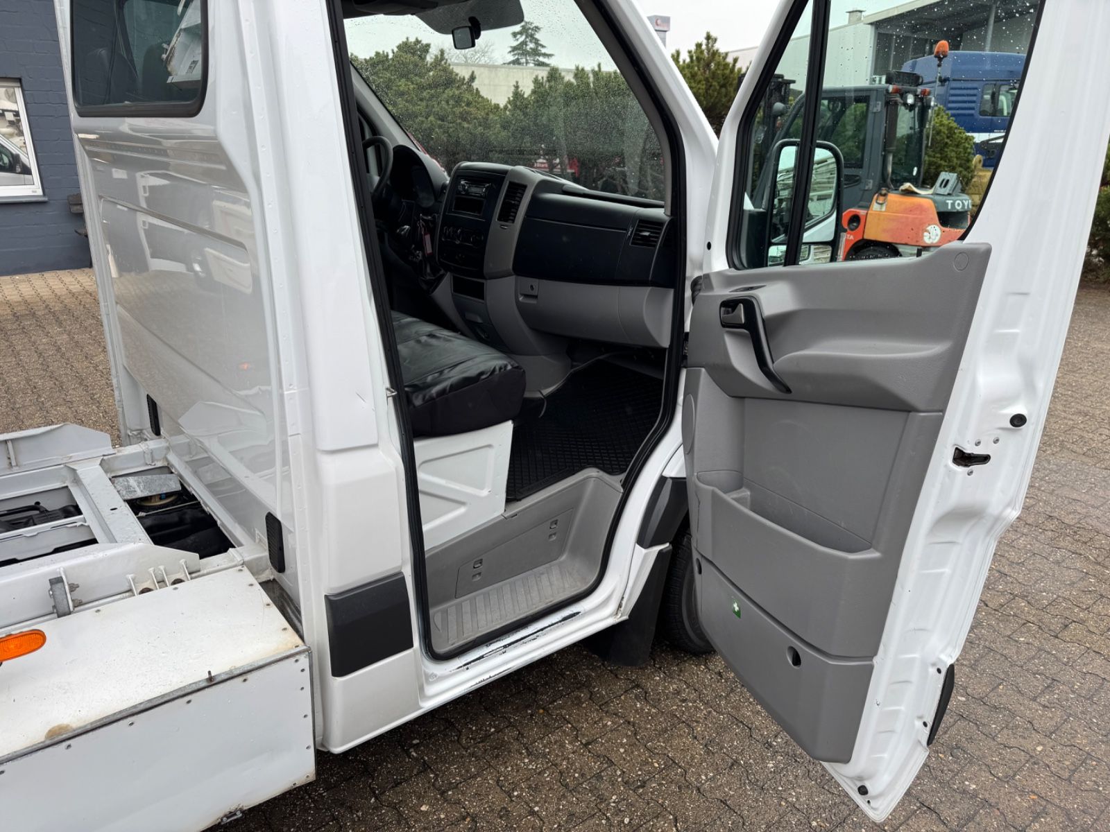 Fahrzeugabbildung Mercedes-Benz Sprinter II 316 CDI Meiller Kipper Kran