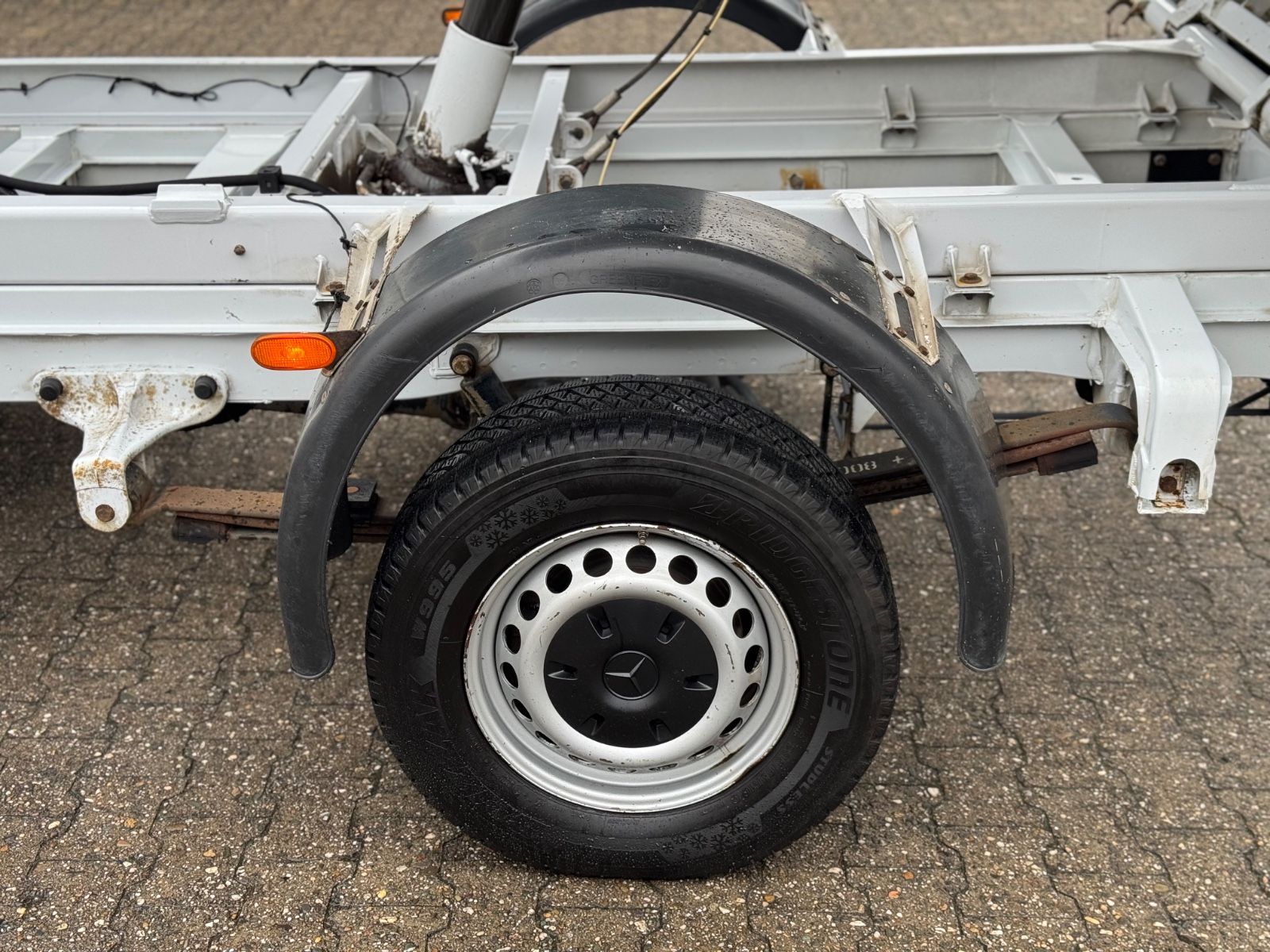 Fahrzeugabbildung Mercedes-Benz Sprinter II 316 CDI Meiller Kipper Kran