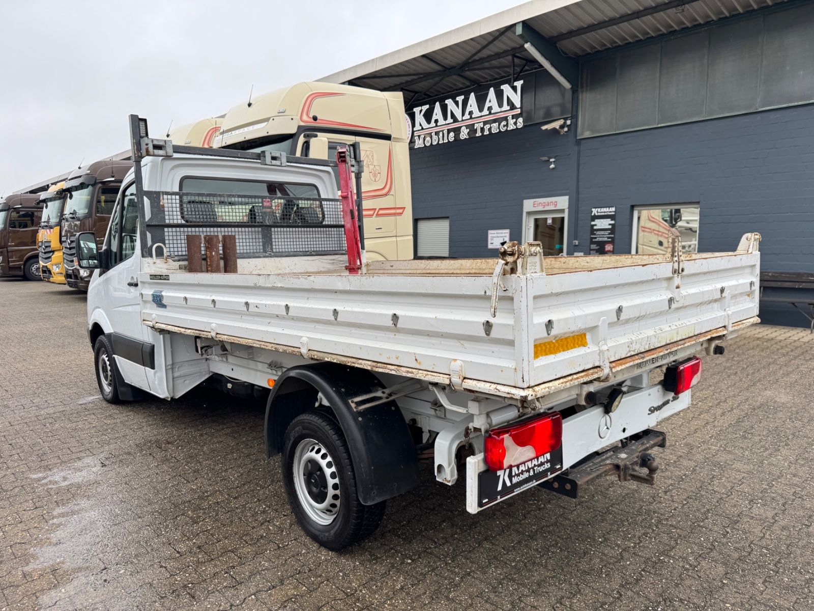 Fahrzeugabbildung Mercedes-Benz Sprinter II 316 CDI Meiller Kipper Kran