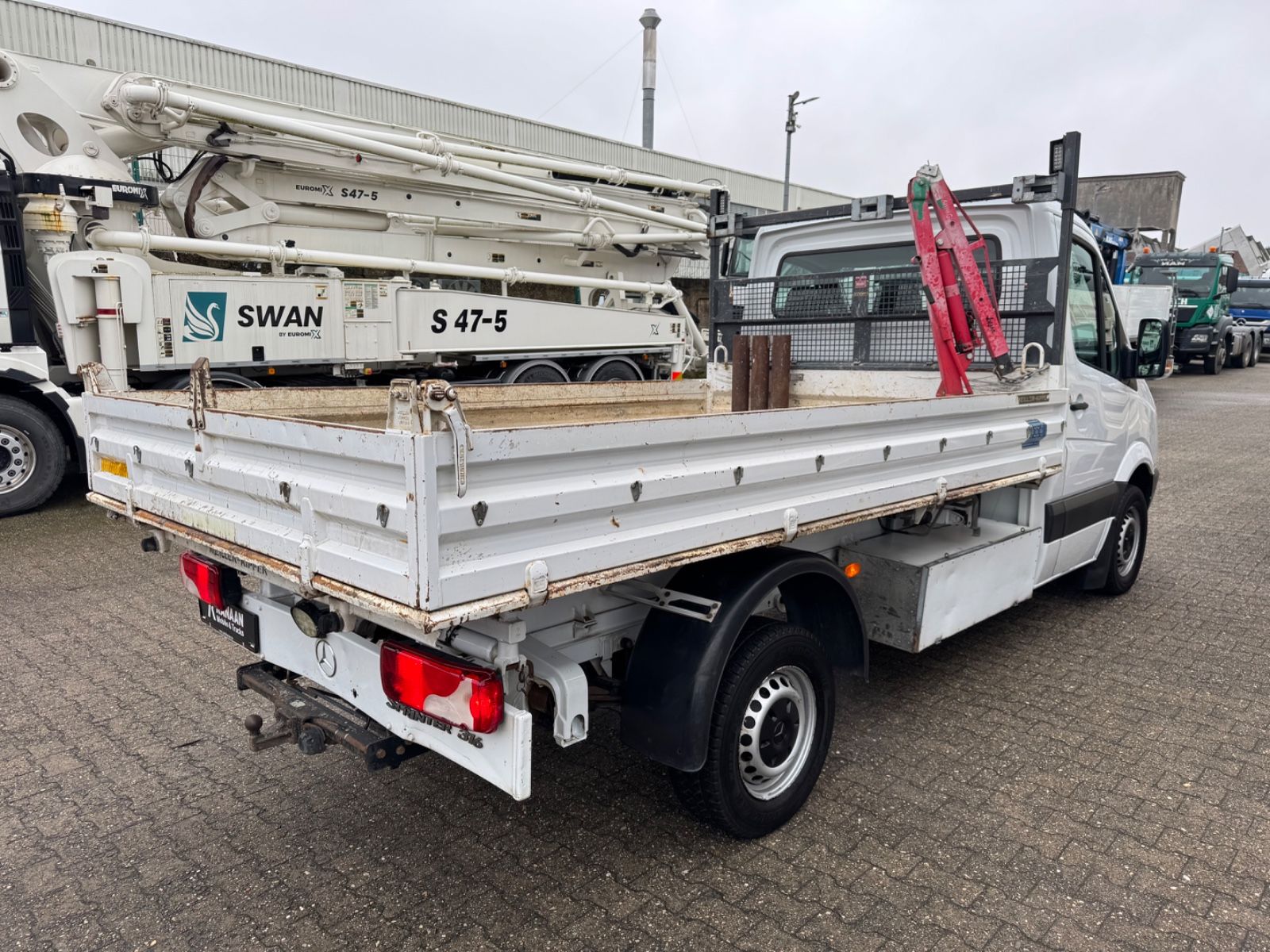 Fahrzeugabbildung Mercedes-Benz Sprinter II 316 CDI Meiller Kipper Kran