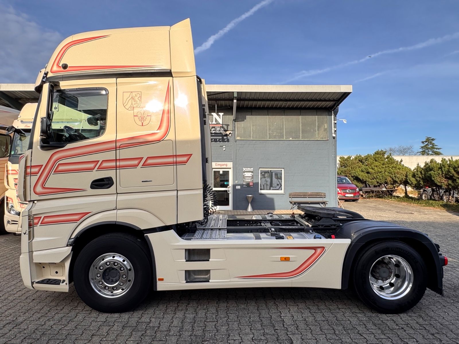Fahrzeugabbildung Mercedes-Benz 1848 L  Actros 5 GigaSpace  ÖlRetarder TÜV NEU