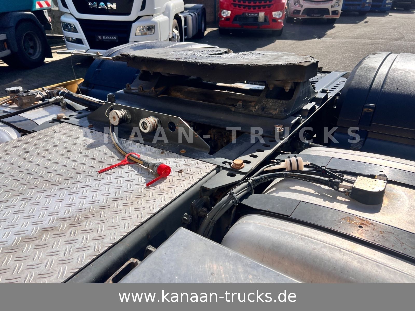 Fahrzeugabbildung Mercedes-Benz 1846 LS Actros L StreamSpace Hydraulik