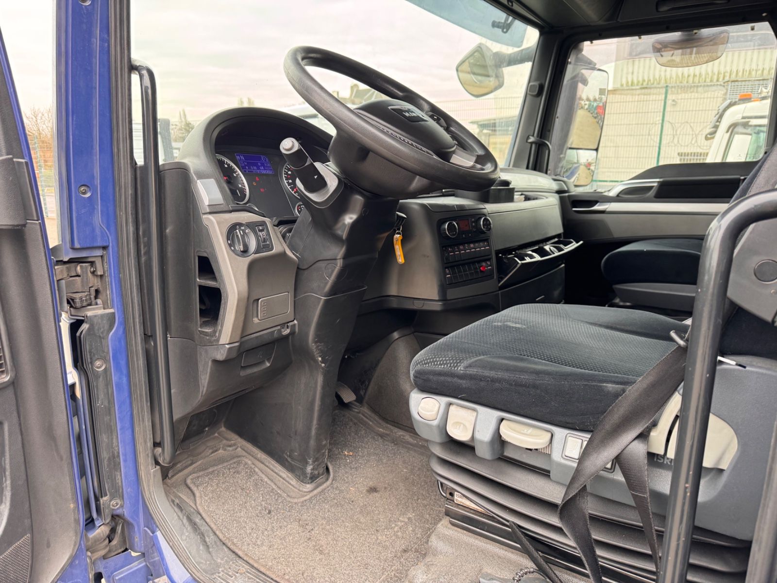 Fahrzeugabbildung MAN TGX 18.440 4x2   BLS  XLX